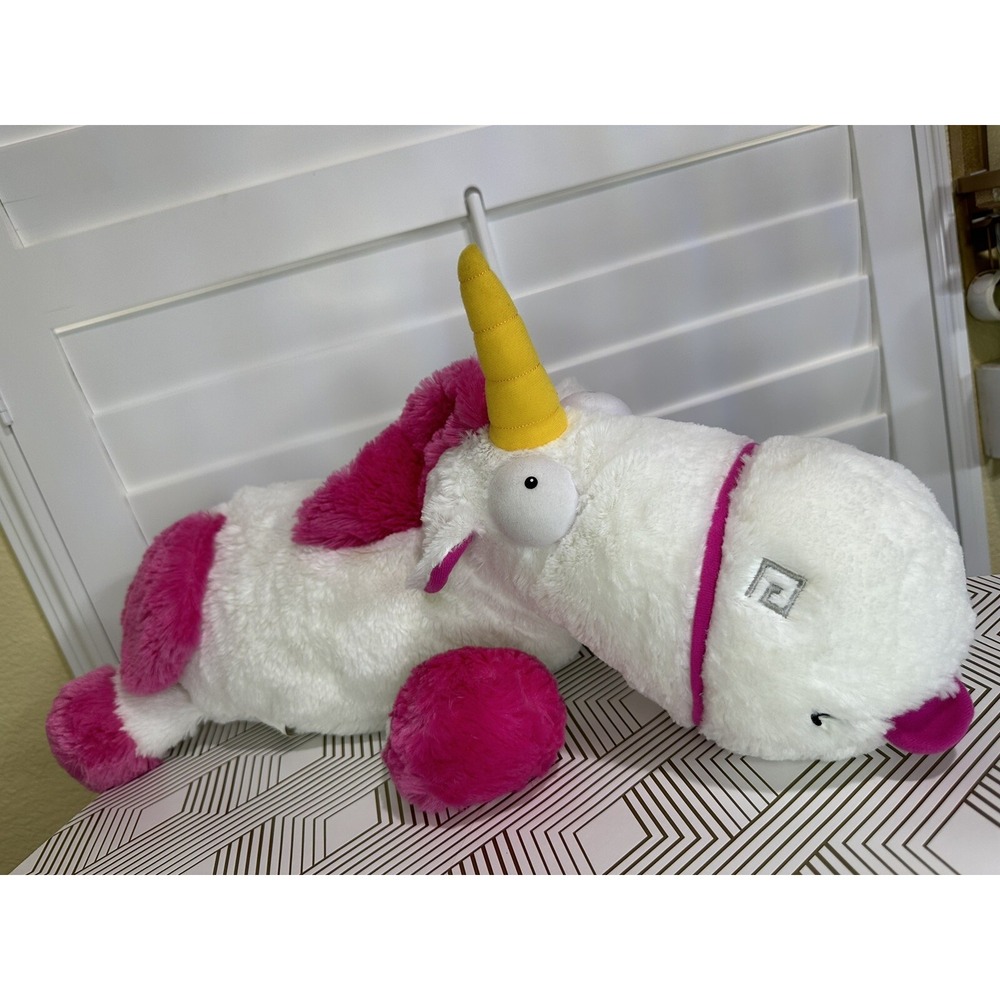 Universal Studios Despicable Me Minion Mayhem Unicorn 22" Plush Pillow RARE
